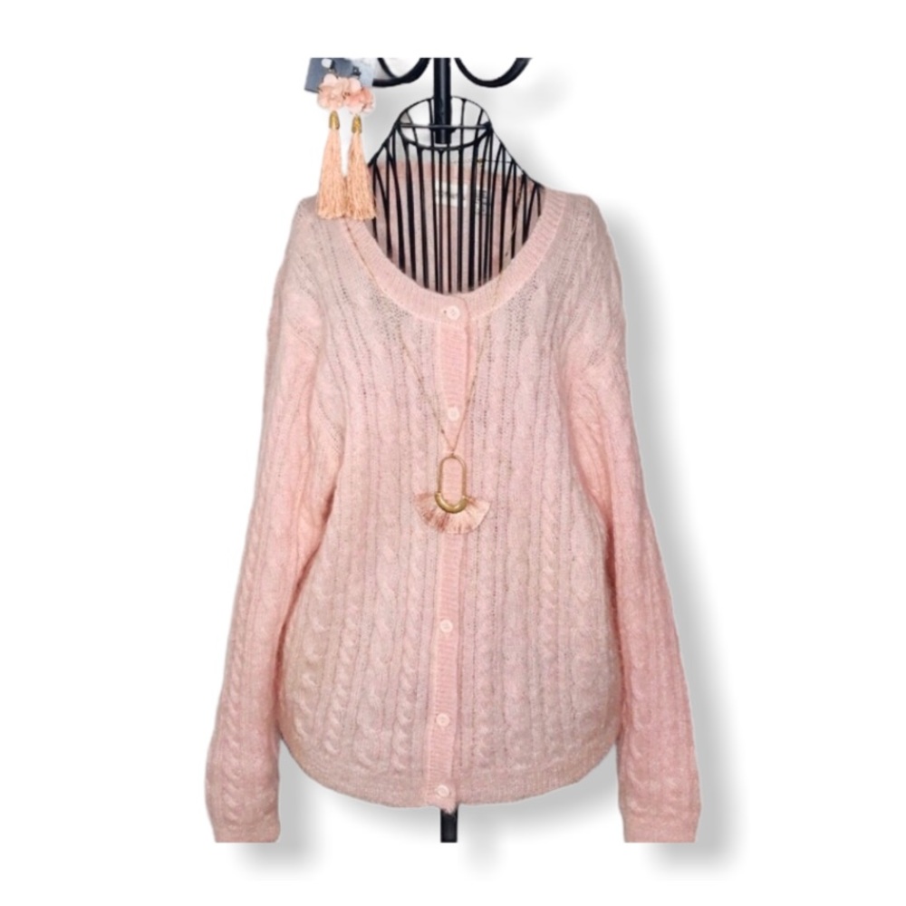 Romantic sweater. Size XL